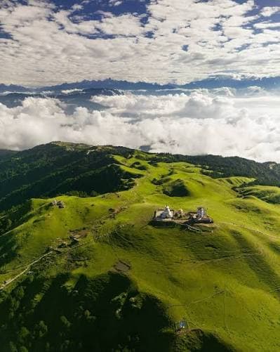 Sailung — Himalayas