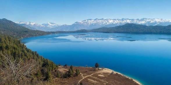 Rara sapphire waters